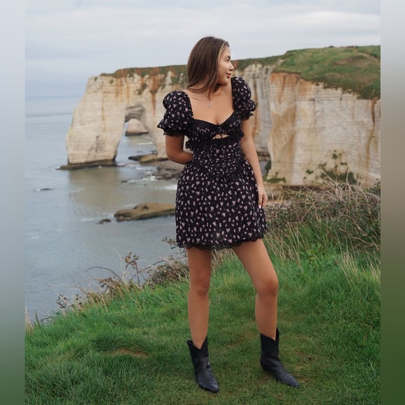 For Love & Lemons Noa Mini Dress Size Small NWT - Picture 7 of 15